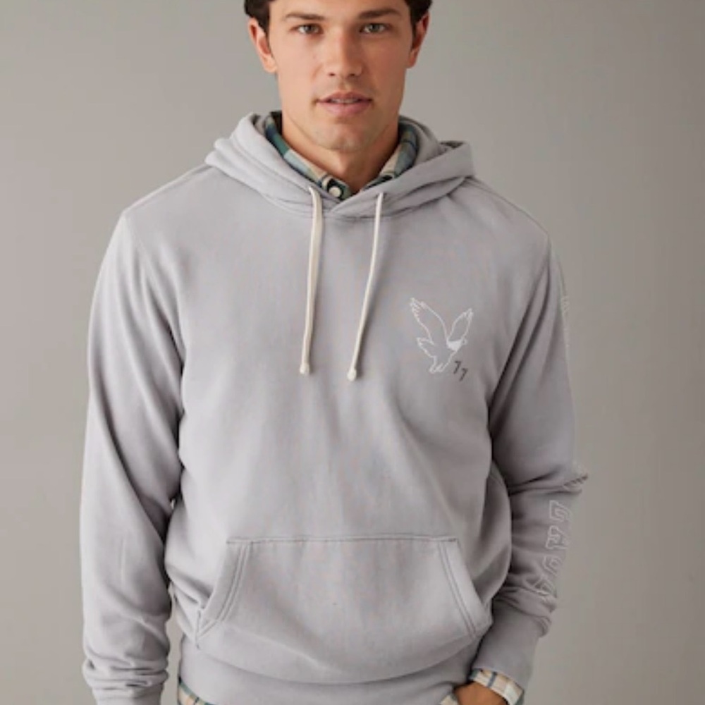 American Eagle Men's Super Soft Graphic Hoodie